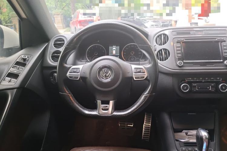 Used Volkswagen Tiguan 2012 2.0 TSI Luxury Edition Steering Wheel