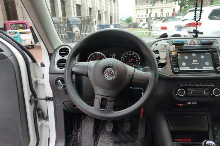 Used Volkswagen Tiguan 2012 1.8TSI Manual Two-Wheel Drive Enjoyment Edition Steering Wheel