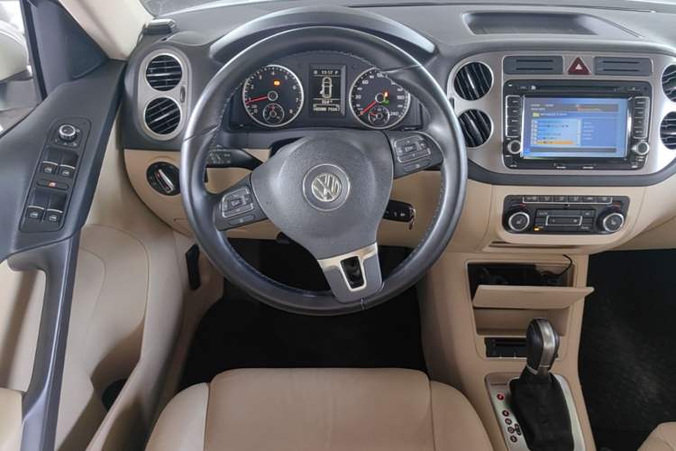 Used Volkswagen Tiguan 2012 1.8TSI Automatic All-Wheel Drive Elite Edition Steering Wheel