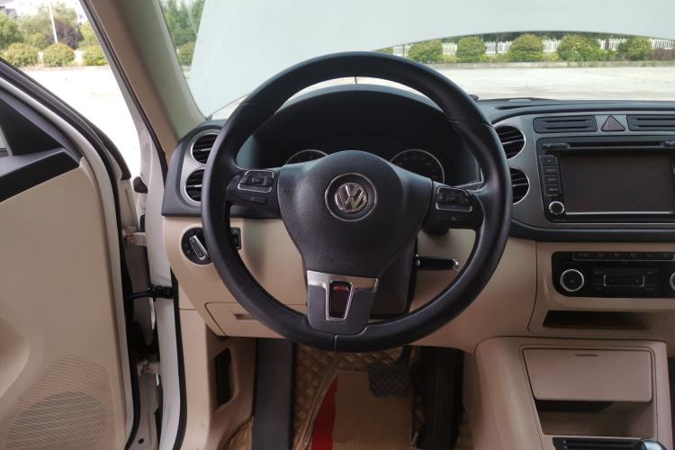 Used Volkswagen Tiguan 2012 1.8TSI Automatic All-Wheel Drive Elite Edition Steering Wheel