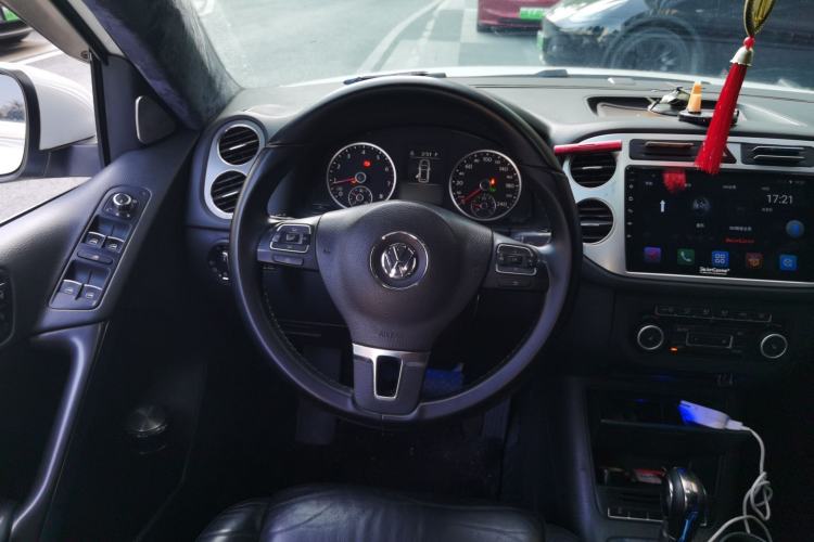 Used Volkswagen Tiguan 2012 1.8TSI Automatic Two-Wheel Drive Elite Edition Steering Wheel