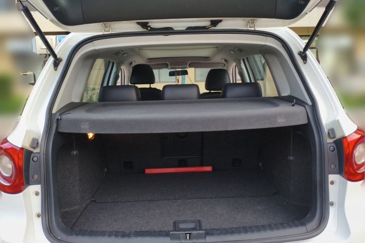 Used Volkswagen Tiguan 2012 2.0 TSI Automatic All-Wheel Drive Elite Edition Trunk