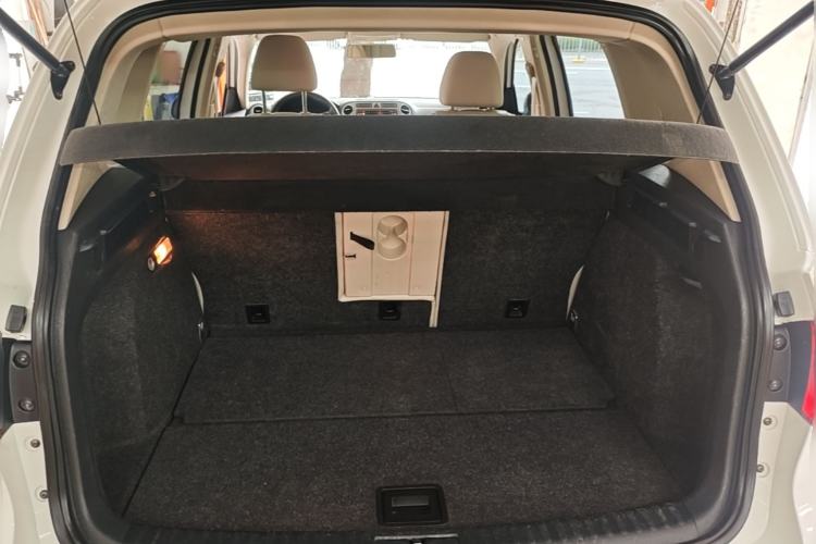 Used Volkswagen Tiguan 2012 1.8TSI Automatic All-Wheel Drive Fashion Edition Trunk