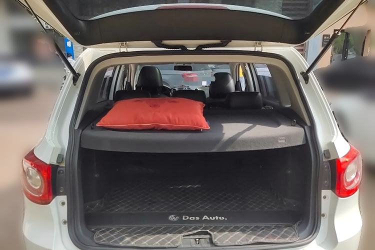 Used Volkswagen Tiguan 2012 1.8TSI Automatic Two-Wheel Drive Elite Edition Trunk