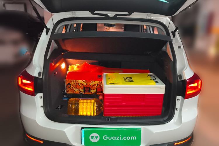 Used Volkswagen Tiguan 2012 2.0 TSI Comfort Edition Trunk