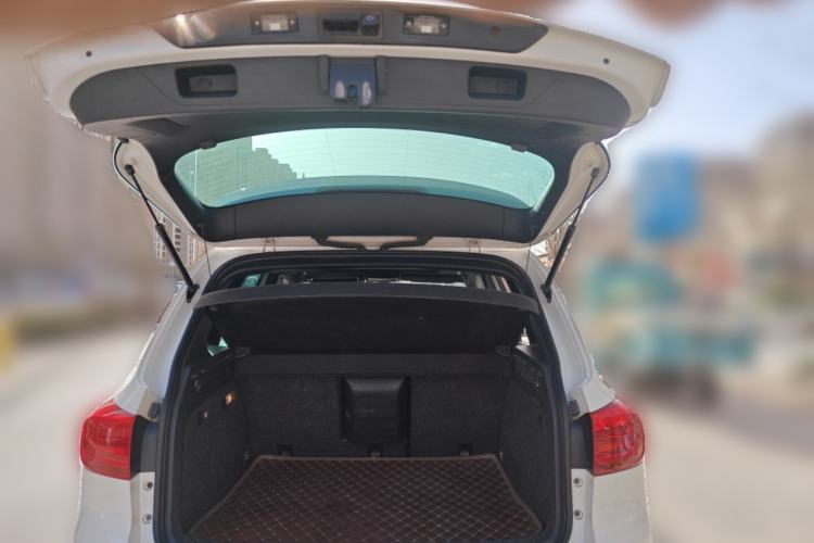 Used Volkswagen Tiguan 2012 2.0 TSI Luxury Edition Trunk
