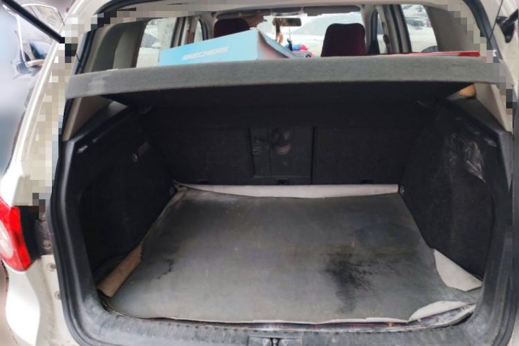 Used Volkswagen Tiguan 2012 1.4TSI Manual Two-Wheel-Drive Urban Edition Trunk