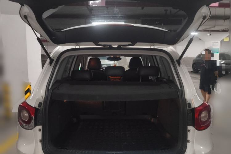 Used Volkswagen Tiguan 2012 1.8TSI Automatic Two-Wheel Drive Elite Edition Trunk
