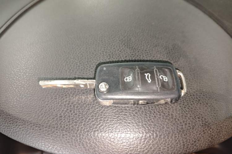 Used Volkswagen Tiguan 2012 1.8TSI Automatic All-Wheel Drive Elite Edition Vehicle Key
