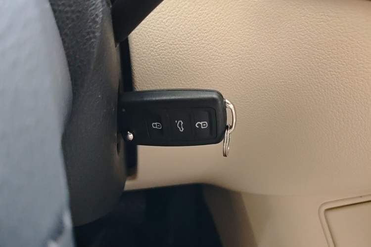 Used Volkswagen Tiguan 2012 1.8TSI Automatic All-Wheel Drive Fashion Edition Vehicle Key