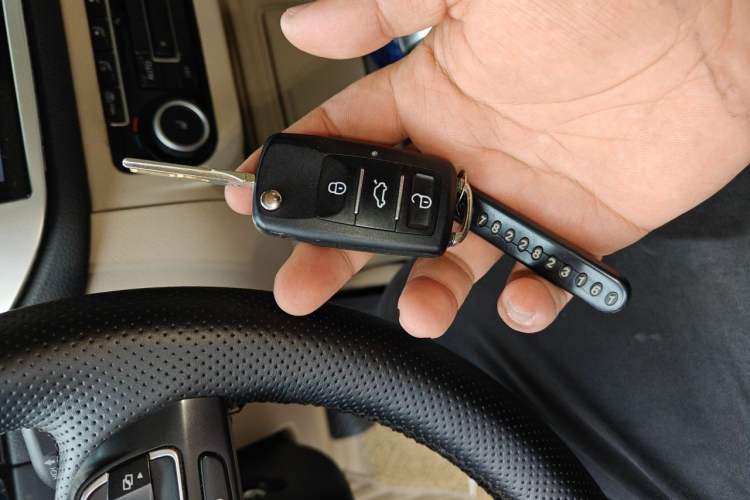 Used Volkswagen Tiguan 2012 1.8TSI Automatic All-Wheel Drive Elite Edition Vehicle Key
