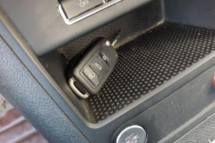 Used Volkswagen Tiguan 2012 2.0 TSI Automatic All-Wheel Drive Flagship Edition Vehicle Key