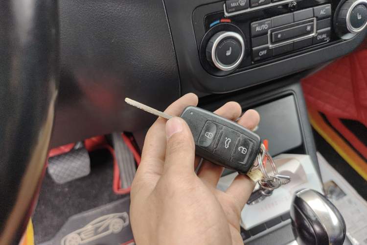 Used Volkswagen Tiguan 2012 1.8TSI Automatic Two-Wheel Drive Elite Edition Vehicle Key