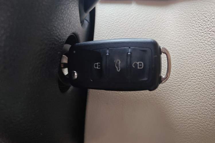 Used Volkswagen Tiguan 2012 1.8TSI Automatic All-Wheel Drive Elite Edition Vehicle Key