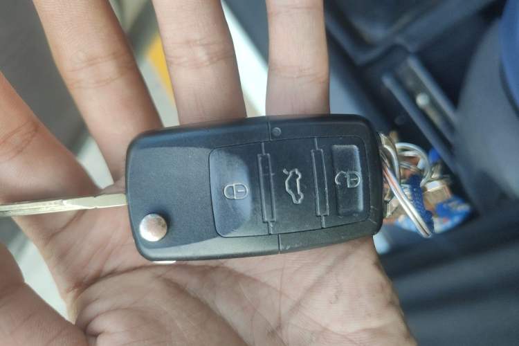 Used Volkswagen Tiguan 2012 1.8TSI Automatic All-Wheel Drive Elite Edition Vehicle Key