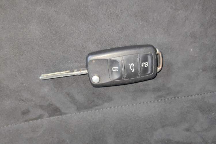Used Volkswagen Tiguan 2012 2.0 TSI Comfort Edition Vehicle Key