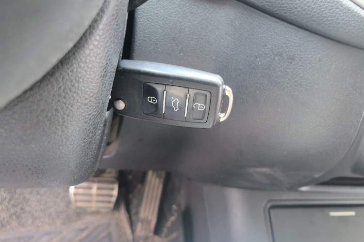 Used Volkswagen Tiguan 2012 1.8TSI Automatic Two-Wheel Drive Elite Edition Vehicle Key