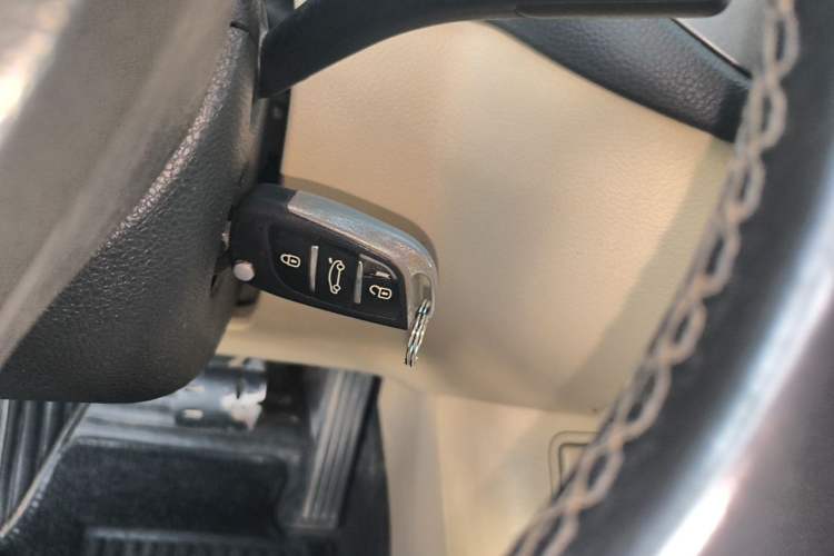 Used Volkswagen Tiguan 2012 1.8TSI Automatic Two-Wheel Drive Elite Edition Vehicle Key