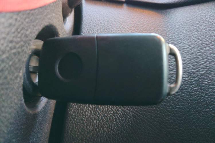 Used Volkswagen Tiguan 2012 2.0 TSI Comfort Edition Vehicle Key