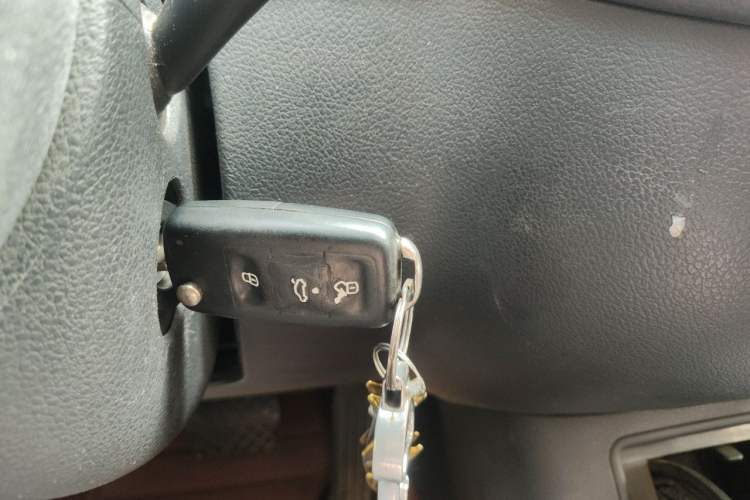 Used Volkswagen Tiguan 2012 1.8TSI Automatic All-Wheel Drive Elite Edition Vehicle Key