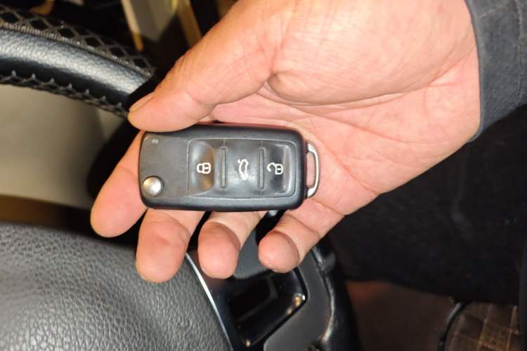 Used Volkswagen Tiguan 2012 1.8TSI Automatic All-Wheel Drive Fashion Edition Vehicle Key
