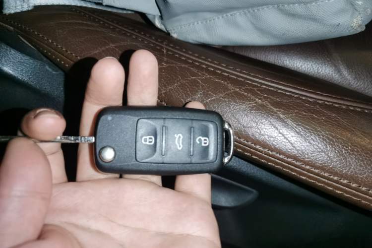 Used Volkswagen Tiguan 2012 2.0 TSI Comfort Edition Vehicle Key