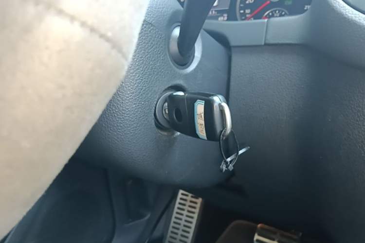 Used Volkswagen Tiguan 2012 2.0 TSI Comfort Edition Vehicle Key