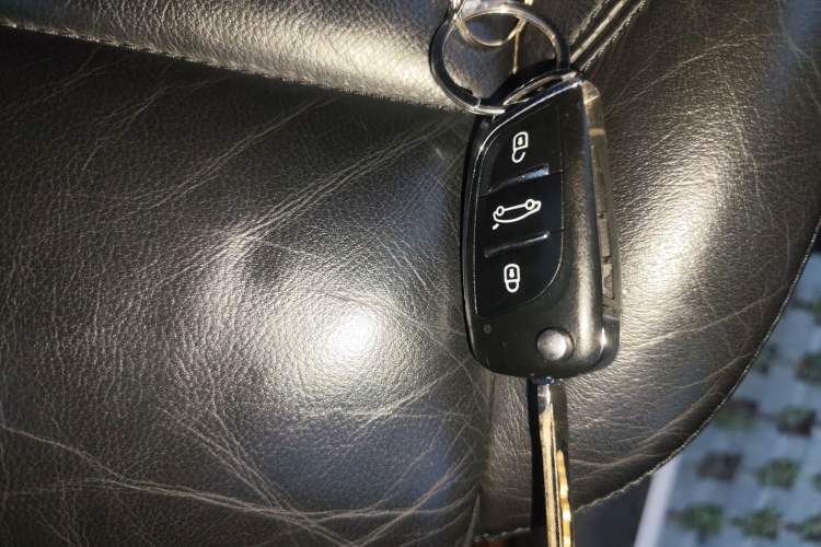 Used Volkswagen Tiguan 2012 1.8TSI Automatic Two-Wheel Drive Trend Edition Vehicle Key