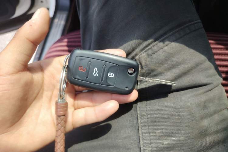 Used Volkswagen Tiguan 2012 1.8TSI Automatic All-Wheel Drive Elite Edition Vehicle Key
