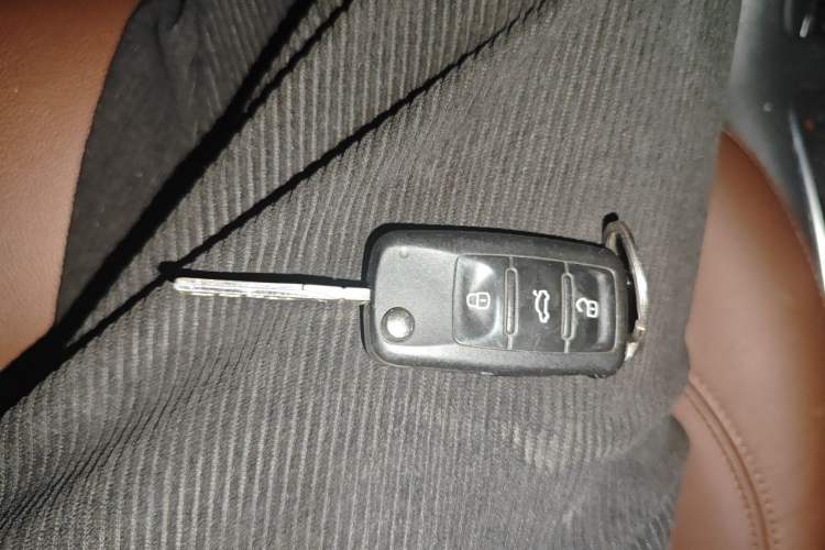 Used Volkswagen Tiguan 2012 2.0 TSI Comfort Edition Vehicle Key