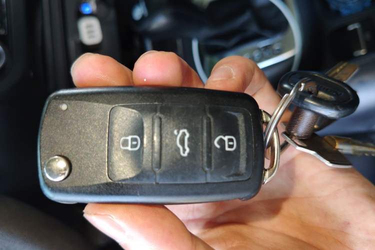 Used Volkswagen Tiguan 2012 1.8TSI Automatic All-Wheel Drive Elite Edition Vehicle Key