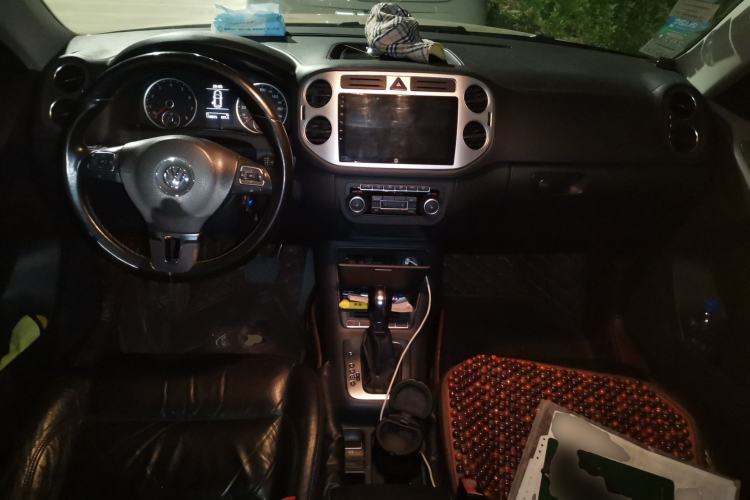 Used Volkswagen Tiguan 2012 1.8TSI Automatic Two-Wheel Drive Elite Edition Center Console