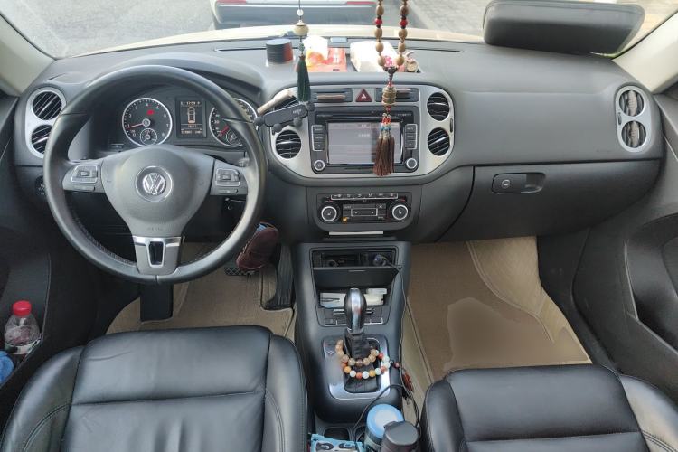 Used Volkswagen Tiguan 2012 1.8TSI Automatic All-Wheel Drive Elite Edition Center Console