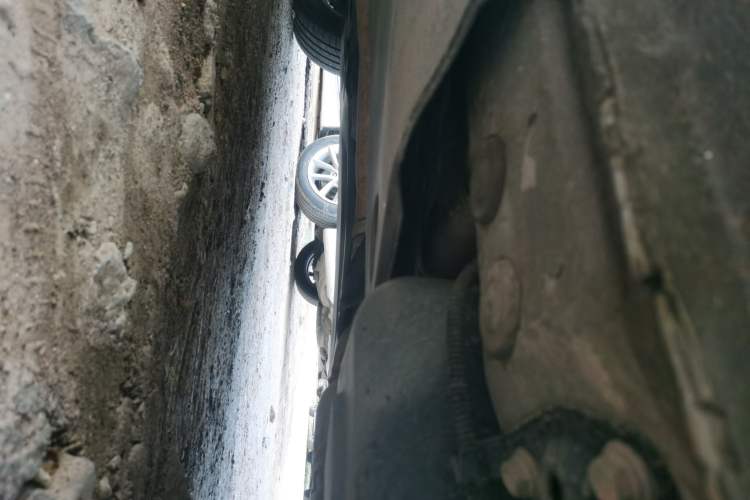 Used Volkswagen Tiguan 2012 2.0 TSI Automatic All-Wheel Drive Flagship Edition Chassis Rear Left