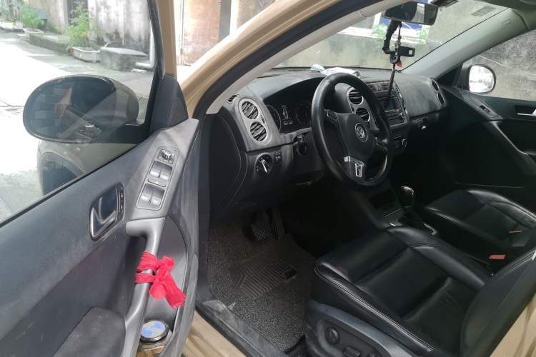 Used Volkswagen Tiguan 2012 1.8TSI Automatic Two-Wheel Drive Trend Edition Driver Seat