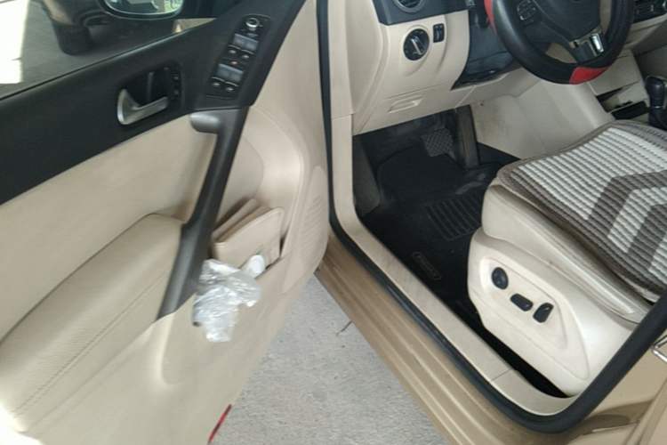 Used Volkswagen Tiguan 2012 1.8TSI Automatic Two-Wheel Drive Trend Edition Driver Seat