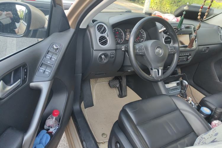 Used Volkswagen Tiguan 2012 1.8TSI Automatic All-Wheel Drive Elite Edition Driver Seat