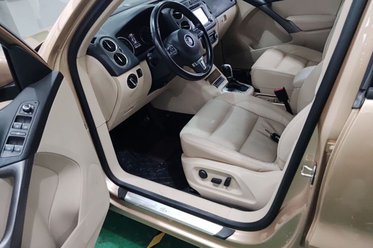 Used Volkswagen Tiguan 2012 1.8TSI Automatic Two-Wheel Drive Trend Edition Driver Seat