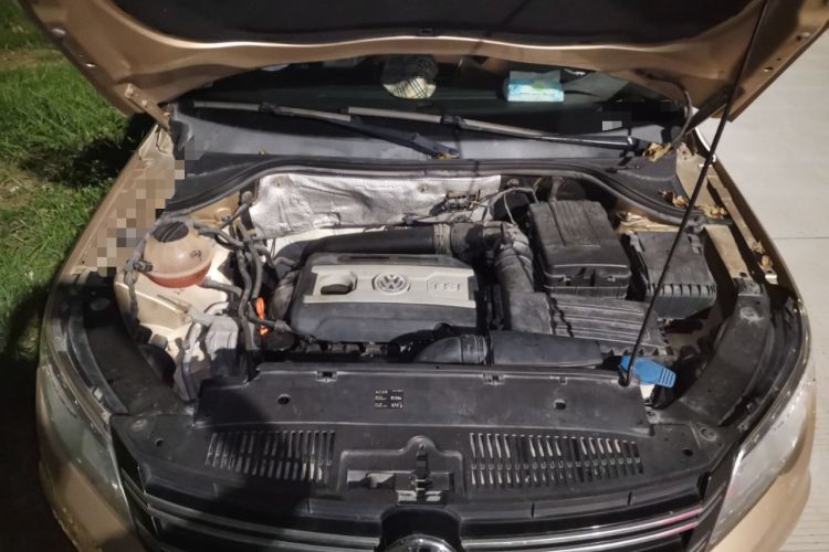 Used Volkswagen Tiguan 2012 1.8TSI Automatic Two-Wheel Drive Elite Edition Engine Bay