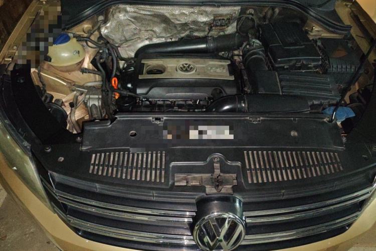 Used Volkswagen Tiguan 2012 1.8TSI Automatic All-Wheel Drive Fashion Edition Engine Bay