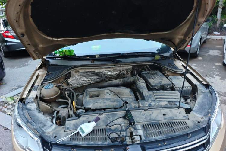 Used Volkswagen Tiguan 2012 1.8TSI Automatic Two-Wheel Drive Elite Edition Engine Bay