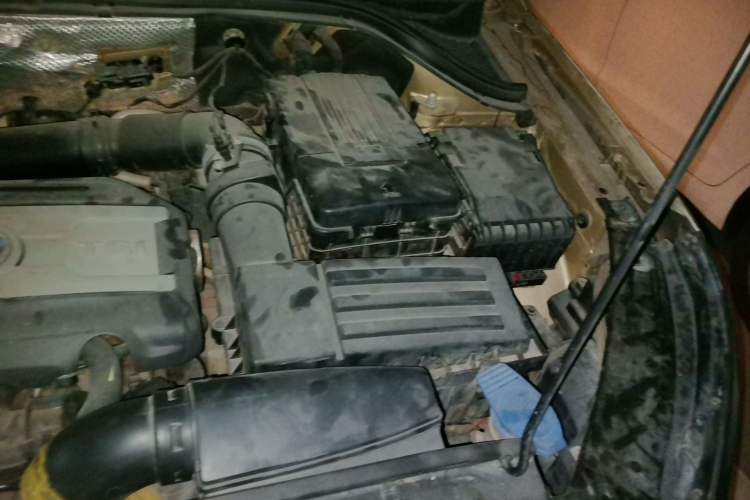 Used Volkswagen Tiguan 2012 1.8TSI Automatic All-Wheel Drive Elite Edition Engine Bay Left