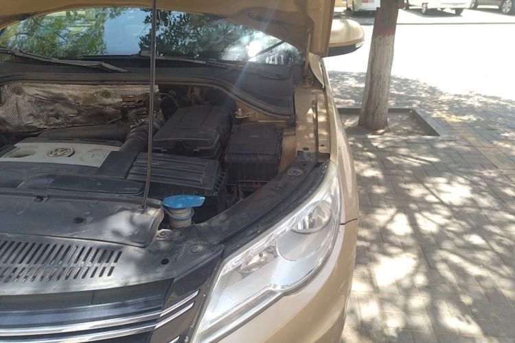 Used Volkswagen Tiguan 2012 1.8TSI Automatic Two-Wheel Drive Trend Edition Engine Bay Left