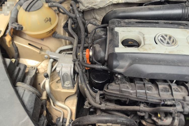 Used Volkswagen Tiguan 2012 2.0 TSI Automatic All-Wheel Drive Elite Edition Engine Bay Right