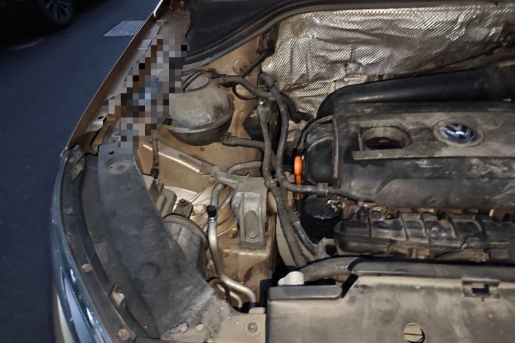 Used Volkswagen Tiguan 2012 1.8TSI Automatic Two-Wheel Drive Elite Edition Engine Bay Right