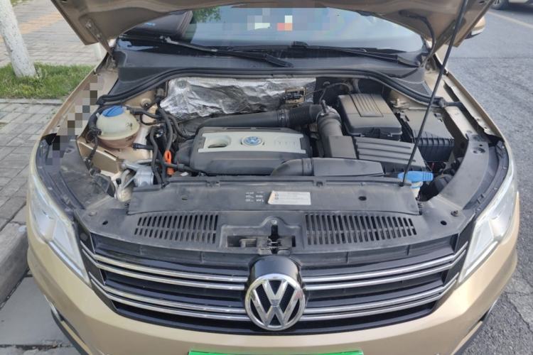Used Volkswagen Tiguan 2012 1.8TSI Automatic All-Wheel Drive Elite Edition Engine Bay