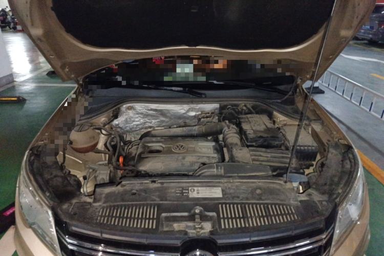 Used Volkswagen Tiguan 2012 1.8TSI Automatic All-Wheel Drive Elite Edition Engine Bay