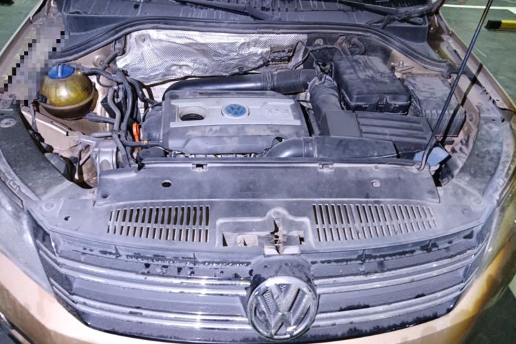 Used Volkswagen Tiguan 2012 1.8TSI Automatic All-Wheel Drive Elite Edition Engine Bay