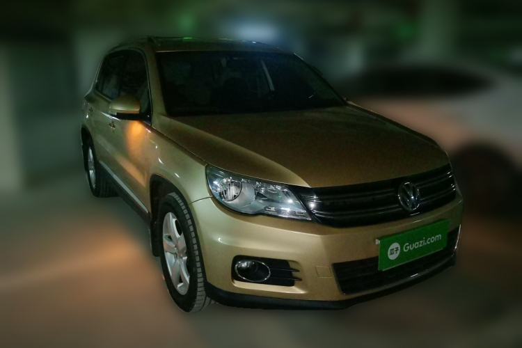 Used Volkswagen Tiguan 2012 1.8TSI Automatic All-Wheel Drive Elite Edition Front Right 45 Deg