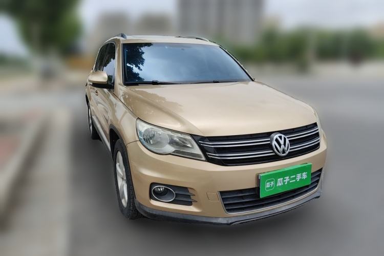 Used Volkswagen Tiguan 2012 1.8TSI Automatic All-Wheel Drive Elite Edition Front Right 45 Deg
